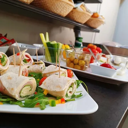 Indium Panzio Еґер