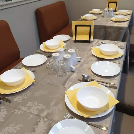 Indium Panzio Готель типу 