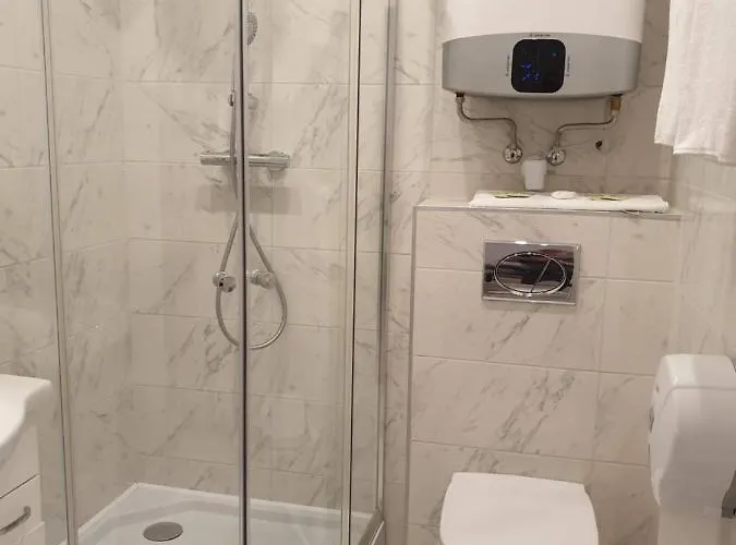 Bed & Breakfast Indium Panzió Eger