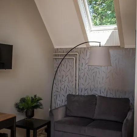 Indium Panzio Frühstückspension Erlau