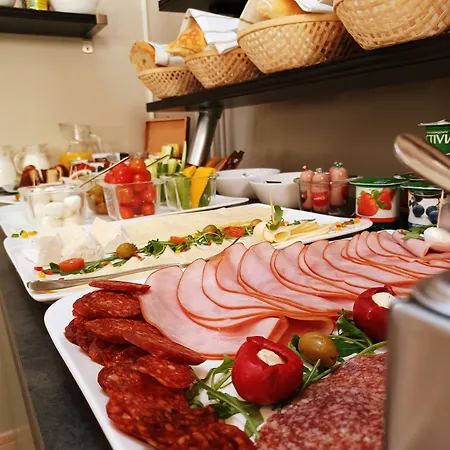 Indium Panzio Frühstückspension