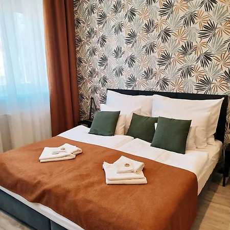 Bed & Breakfast Indium Panzio 3*