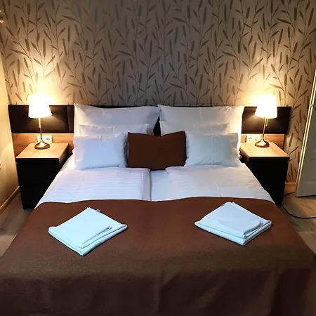 Bed & Breakfast Indium Panzio