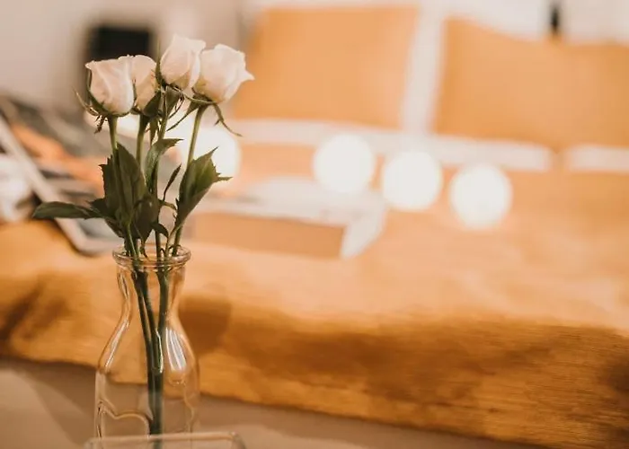 Indium Panzio Bed and Breakfast Έγκερ