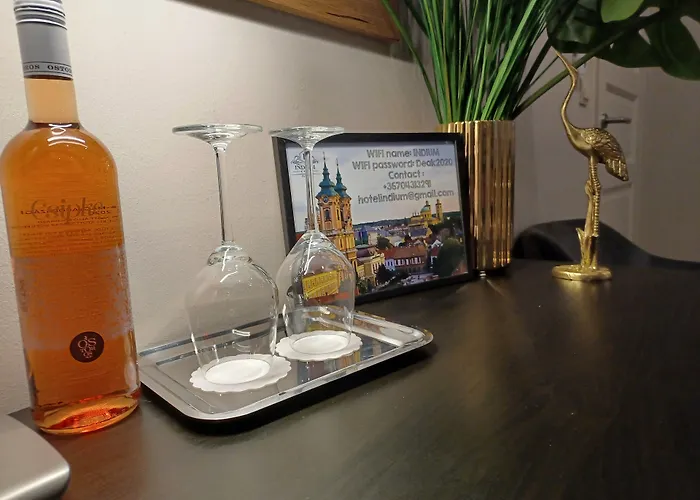 Indium Panzio Bed and Breakfast Έγκερ